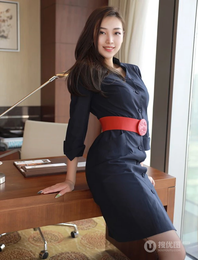 长发气质微胖身材凹凸有致女生郑颖姗气质深袜空乘制服办公室写真图片