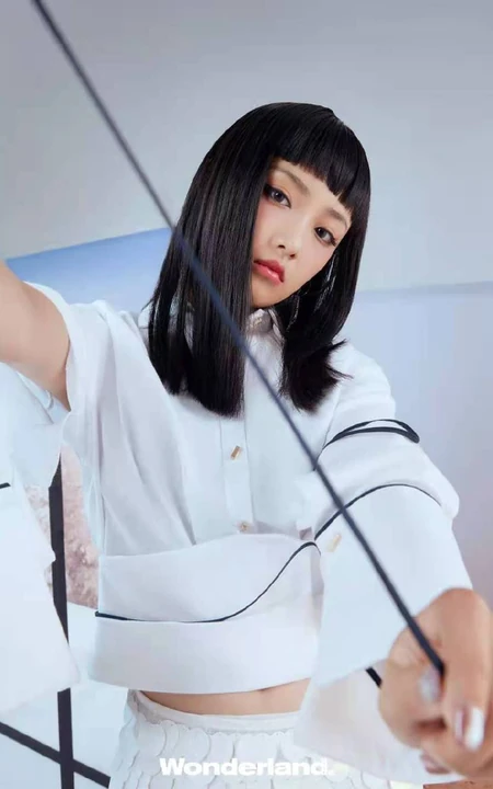 黑龙江籍舞蹈生少女吴佳怡齐刘海发型清新清新写真美照