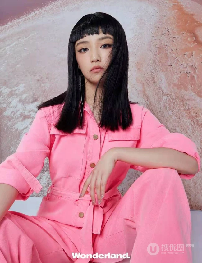 黑龙江籍舞蹈生少女吴佳怡齐刘海发型清新清新写真美照