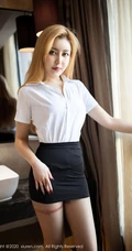 气质时尚染发女生小秘书徐安冉miki白衫黑裙妩媚动人线条感线条袜装写真照