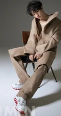 王俊凯&ldquo;坦荡成长&rdquo;主题杂志写真，百变风格展现时尚俊朗有型写真照片