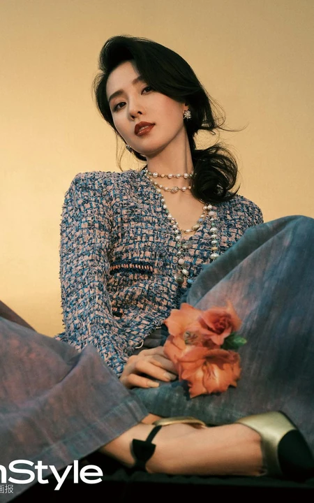 刘诗诗柔美复古 温婉俏丽优家画报杂志写真美照