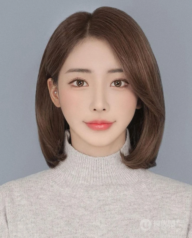 动人的齐肩遮耳微卷短发漂亮少女清新动人生活照写真图片参考 第1张
