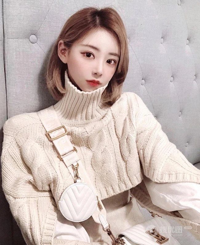 动人的齐肩遮耳微卷短发漂亮少女清新动人生活照写真图片参考 第9张