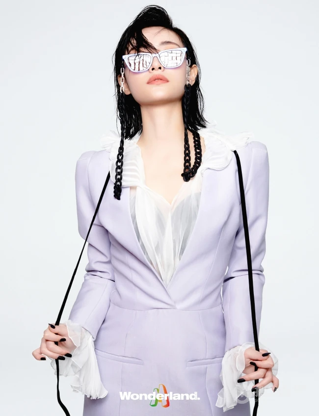 许佳琪气质时尚湿发发型拍摄杂志写真美照