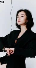 胡冰卿酷美高冷时尚黑色系穿衣风格登电子杂志封面写真照