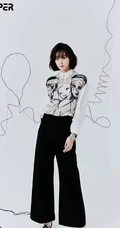 胡冰卿酷美高冷时尚黑色系穿衣风格登电子杂志封面写真照