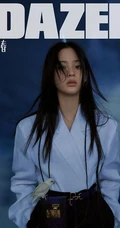 欧阳娜娜&ldquo;非范式&rdquo;个性雀斑妆青春靓丽杂志写真封面照