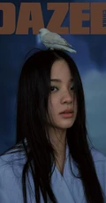 欧阳娜娜&ldquo;非范式&rdquo;个性雀斑妆青春靓丽杂志写真封面照