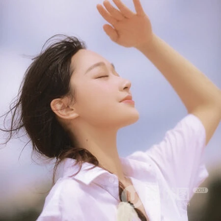 清新，清纯，简单干净的马尾辫女生，湿发少女唯美好看真人微信头像图片