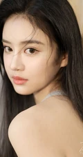 小匀称气质女生运动背心牛仔裤厨房美照显婀娜纤细线条高清写真图片