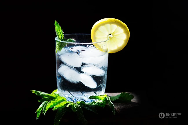 柠檬水，柠檬片，杯子，唯美小清新柠檬果水系列高清静物摄影美图 第9张