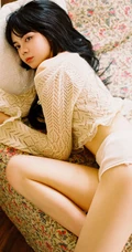 齐刘海漂亮少女镂空衣短裤家居服气质室内如电影般质感复古画面写真图集