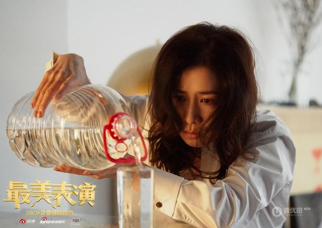 佘诗曼《最美表演》演技炸裂，全程无台词饰演视网膜神经萎缩患者
