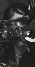 谭维维流泪妆，暗黑风格写真登《智族gq》最新杂志写真图片