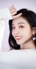 吴宣仪玩小孩积木可爱动人12连拍生活随拍写真美照