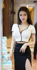开叉黑裙的独特魅力，女生轻熟玉兔mikiV领白衫黑裙袜装穿搭逛商城写真套图