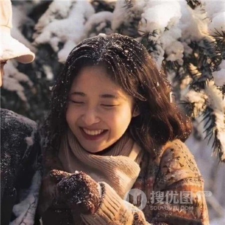 情侣专用 低调不明显，2021超甜的情侣头像一人一半真人网图，截图图片