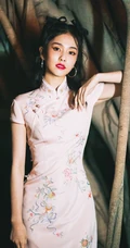 白鹿古韵旗袍装穿搭户外复古风写真美照