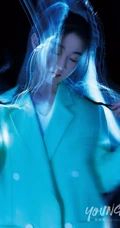 马丝桐冷艳高贵《明星爱街拍》杂志写真图片