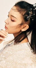 陈瑶女将军马尾发型登杂志写真图片欣赏