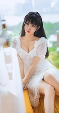 这是二次元穿越过来的妹子吗？可爱气质超甜少女精选室内写真图集