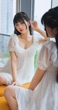 这是二次元穿越过来的妹子吗？可爱气质超甜少女精选室内写真图集
