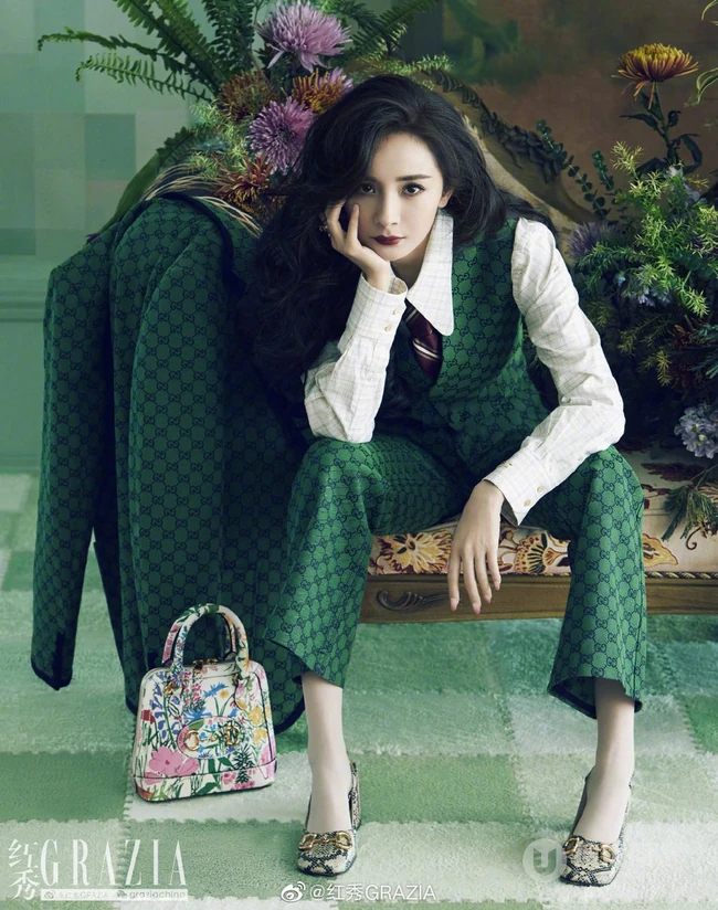 杨幂气质蕾袜装穿搭系列登杂志写真图片集