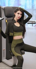 净身高184CM的精选高挑女生气质女生葛征紧身衣健身房锻炼写真高清图集