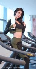 净身高184CM的精选高挑女生气质女生葛征紧身衣健身房锻炼写真高清图集