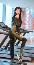 净身高184CM的精选高挑女生气质女生葛征紧身衣健身房锻炼写真高清图集