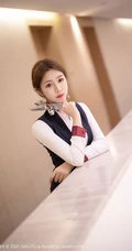 好美的空乘小姐姐，高颜值气质女生梦梵空姐制服装蕾袜装尽显婀娜身段写真图集