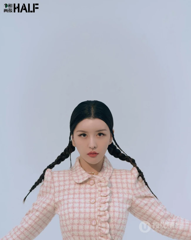 新加坡女生姐妹花组合BY2高清写真大片，可盐可甜，元气满满