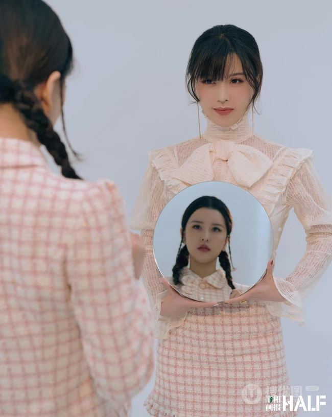 新加坡女生姐妹花组合BY2高清写真大片，可盐可甜，元气满满