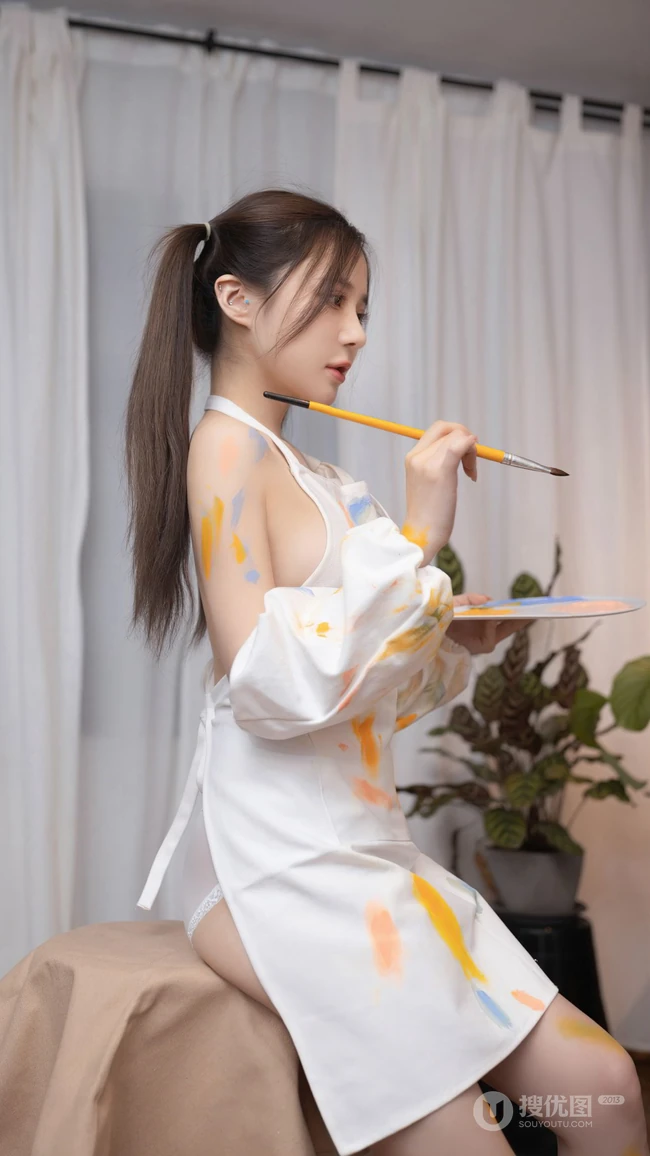 画画的少女 满是油墨的双马尾养眼美少女手机壁纸套图