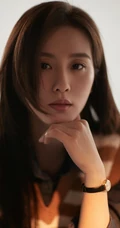 刘诗诗静坐椅子温柔气质写真美照