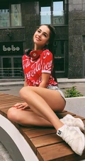 超美翘臀欧美美女浴室湿身时尚写真手机壁纸图片