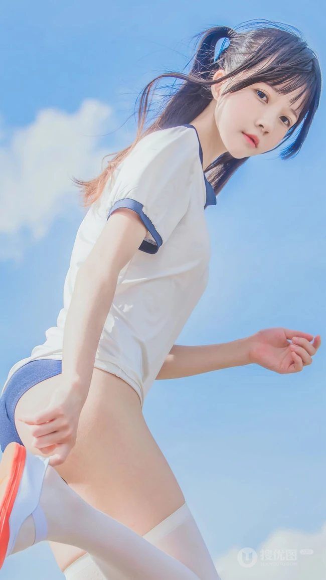 双马尾可爱漂亮学生运动制服短裤长筒袜美少女高清手机壁纸图片