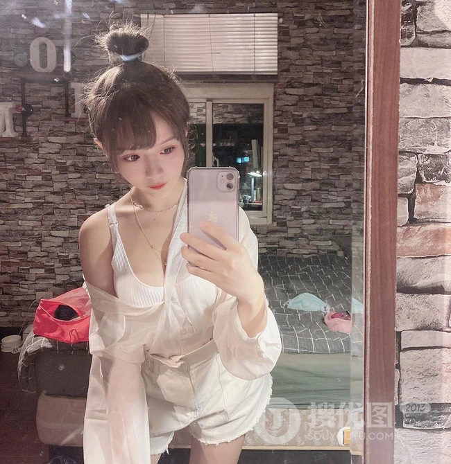 超正点匀称的天菜短发精选亚洲女生倩倩气质自拍，生活照杂图图集