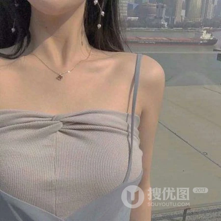 2021最新款女生胸前部位高清气质qq头像图片