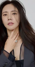 秋瓷炫纸质柔性优雅动人写真登杂志图片