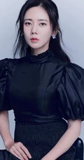 秋瓷炫纸质柔性优雅动人写真登杂志图片