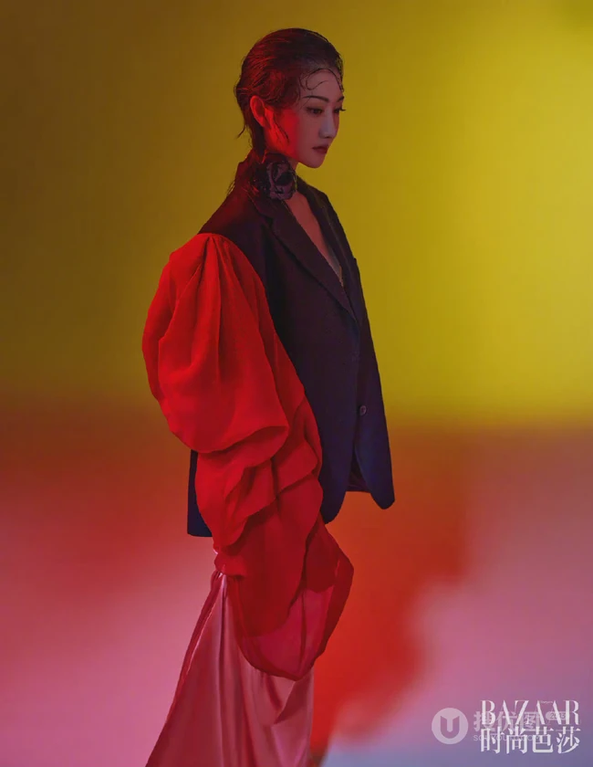景甜宛若花神，沉醉在多姿多彩的梦幻繁花中超唯美写真杂志图片