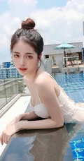 马来西亚女生靖汶气质夏日写真生活照图片，匀称身形特别适合这个夏天
