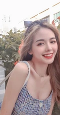 马来西亚女生靖汶气质夏日写真生活照图片，匀称身形特别适合这个夏天