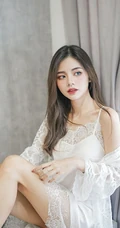 马来西亚女生靖汶气质夏日写真生活照图片，匀称身形特别适合这个夏天