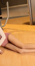 运动女孩的魅力，气质高挑女生娜比Nabi粉色紧身运动短裤健身房写真套图