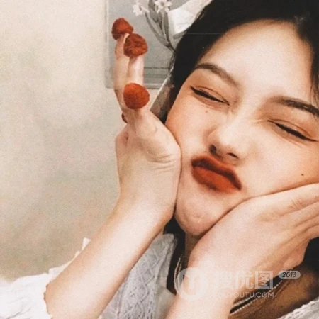 2021款超真实可爱十七八岁优质女生自拍卖萌，比手势等QQ头像图片