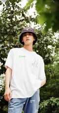 00后浙江帅哥何洛洛夏日出行带帽休闲阳光帅气写真照片