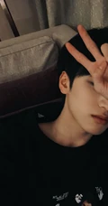 00后帅气大男孩，广东帅哥严浩翔精选阳光自拍，生活照，写真图片